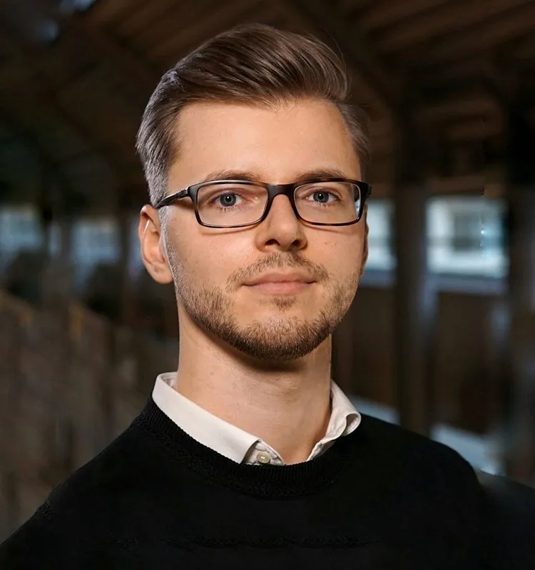 Dr. Marcel Walter